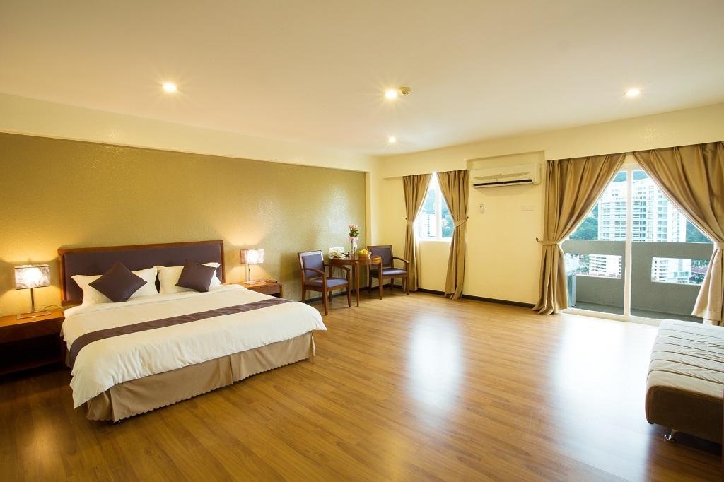 Alora Hotel Penang PENANG מראה חיצוני תמונה